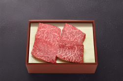 米沢牛赤身モモステーキ用