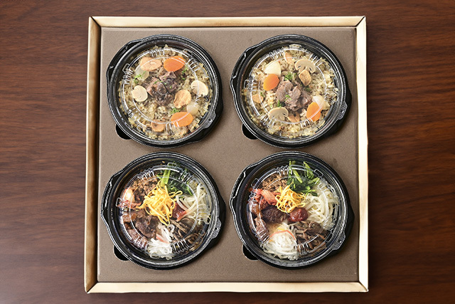 和牛である米沢牛の専門店、黄木のガーリック&ビビンバセット。計4個